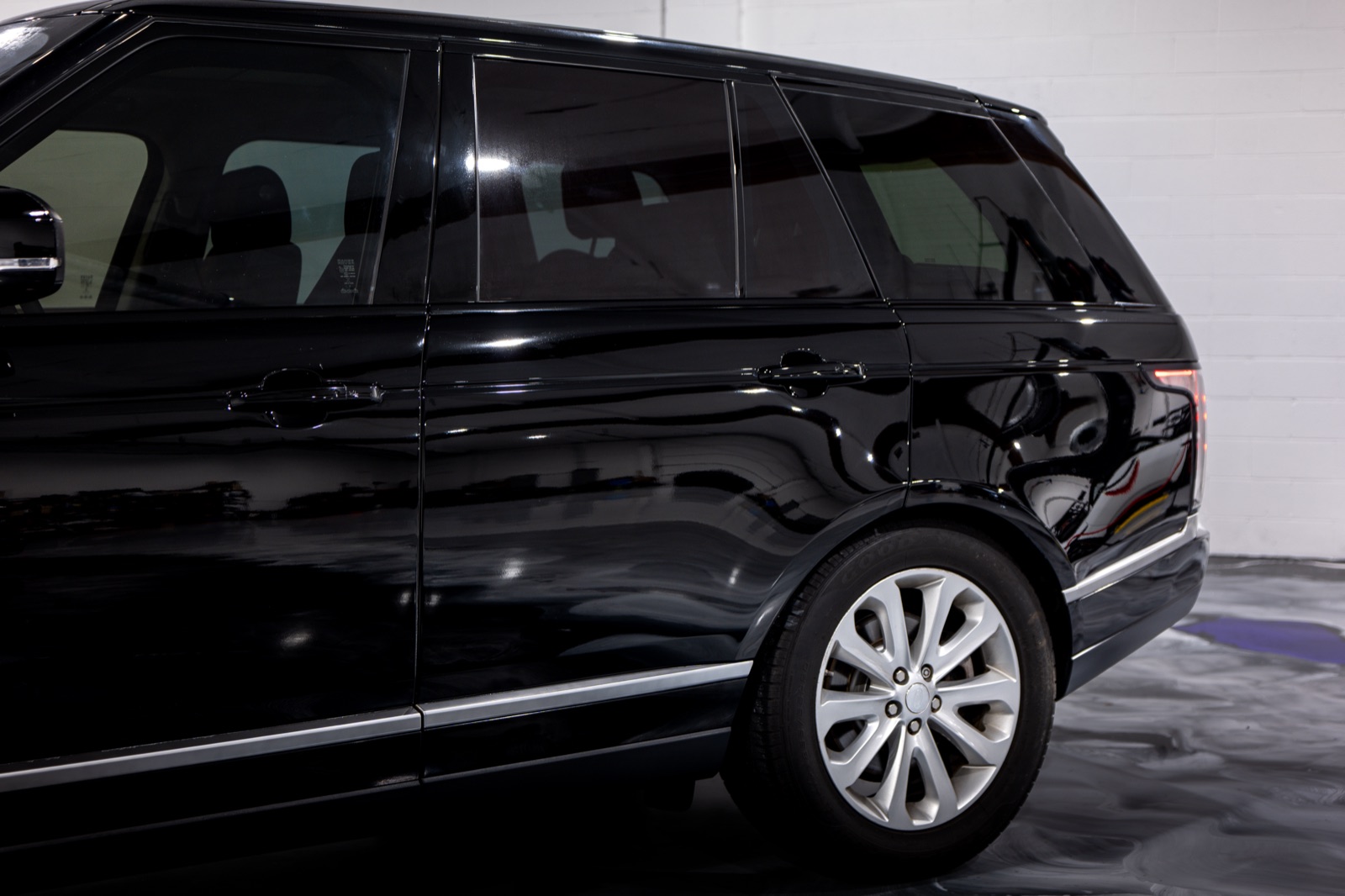 2017 Range Rover HSE Td6, photograph 12 of 26