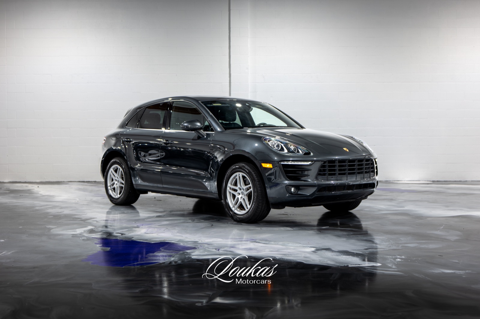 2018 Porsche Macan, photograph 7 of 24