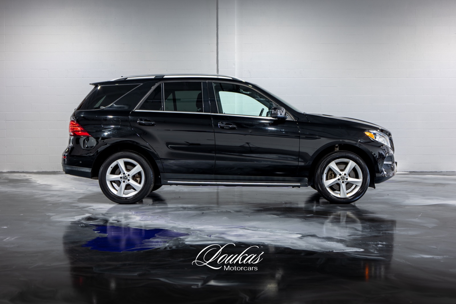 2019 Mercedes-Benz GLE 400 4MATIC, photograph 4 of 26