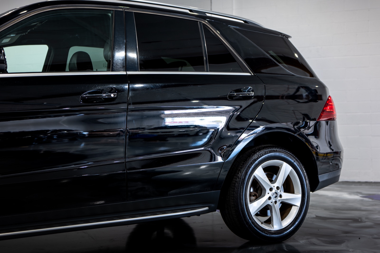 2019 Mercedes-Benz GLE 400 4MATIC, photograph 12 of 26