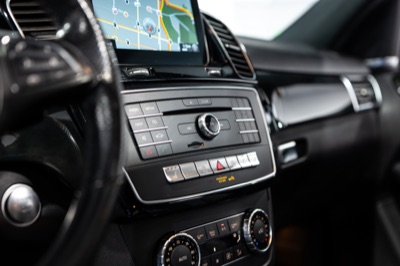 2019 Mercedes-Benz GLE 400 4MATIC, photograph 17 of 26