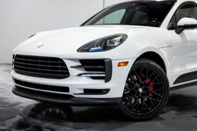 2019 Porsche Macan S, photograph 8 of 24