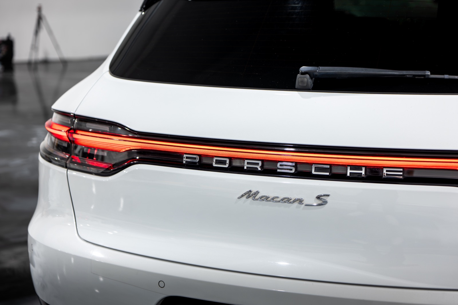 2019 Porsche Macan S, photograph 12 of 24