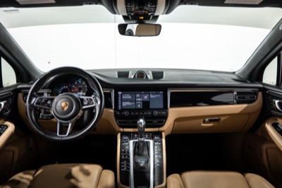 2019 Porsche Macan S, photograph 18 of 24