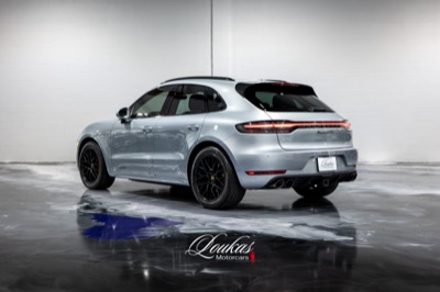 2021 Porsche Macan GTS, photograph 3 of 26