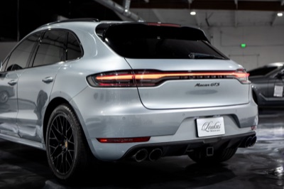 2021 Porsche Macan GTS, photograph 14 of 26