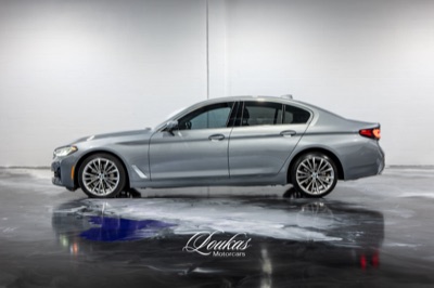 2023 BMW 530i, photograph 2 of 24