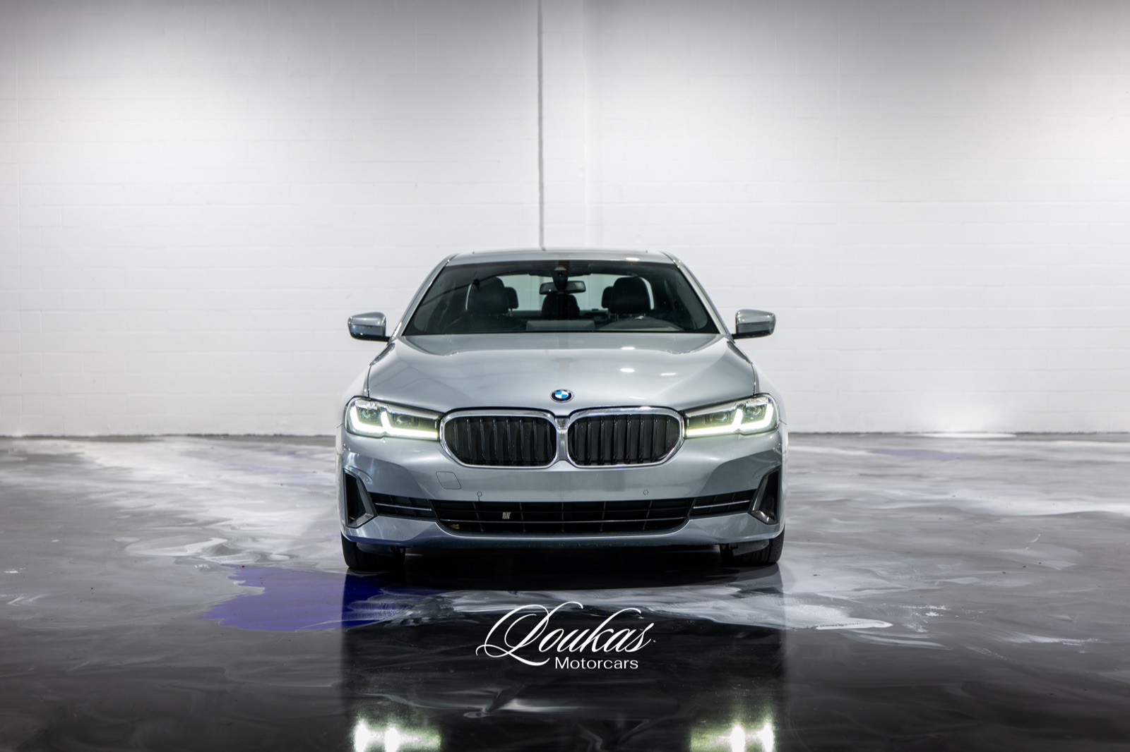 2023 BMW 530i, photograph 8 of 24