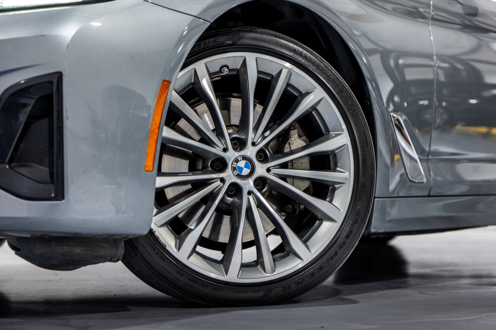 2023 BMW 530i, photograph 11 of 24