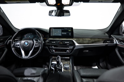 2023 BMW 530i, photograph 18 of 24