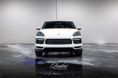 2023 Porsche Cayenne, photograph 2 of 26