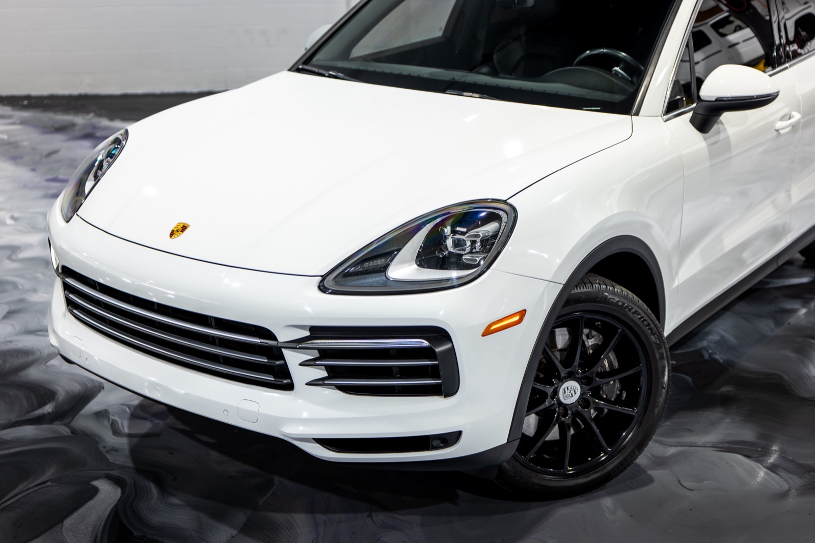 2023 Porsche Cayenne, photograph 10 of 26