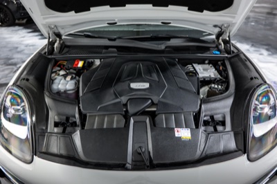 2023 Porsche Cayenne, photograph 25 of 26