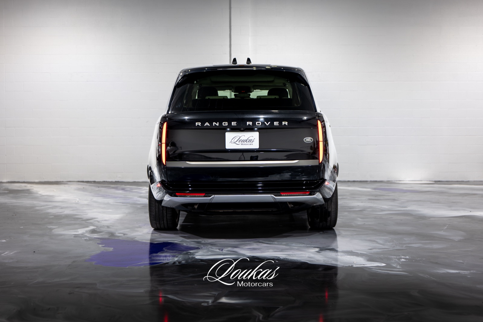 2023 Range Rover P400 SE, photograph 4 of 26