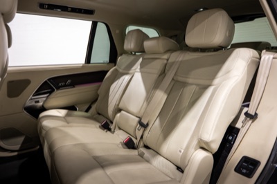 2023 Range Rover P400 SE, photograph 18 of 26