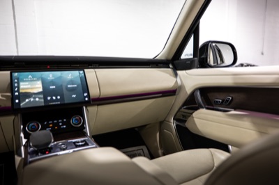 2023 Range Rover P400 SE, photograph 20 of 26
