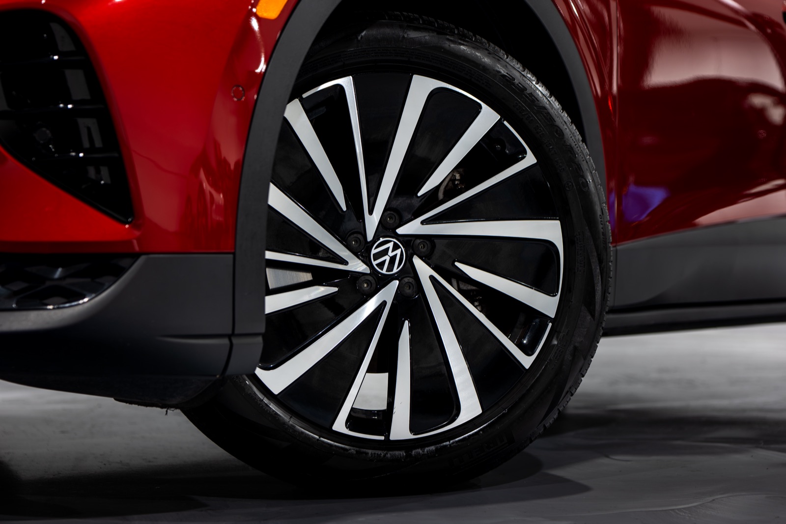 2024 Volkswagen ID.4 S, photograph 11 of 26