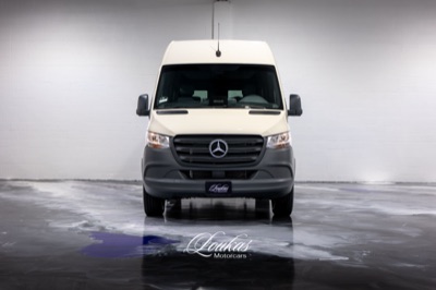 2025 Mercedes-Benz Sprinter 2500, photograph 8 of 23