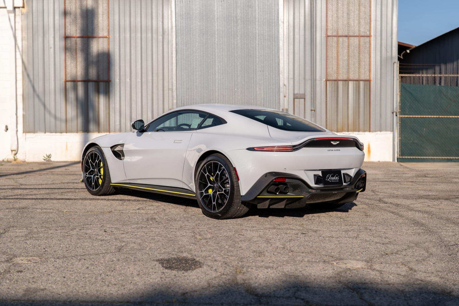 Aston Martin Vantage AMR, photograph 7 of 24