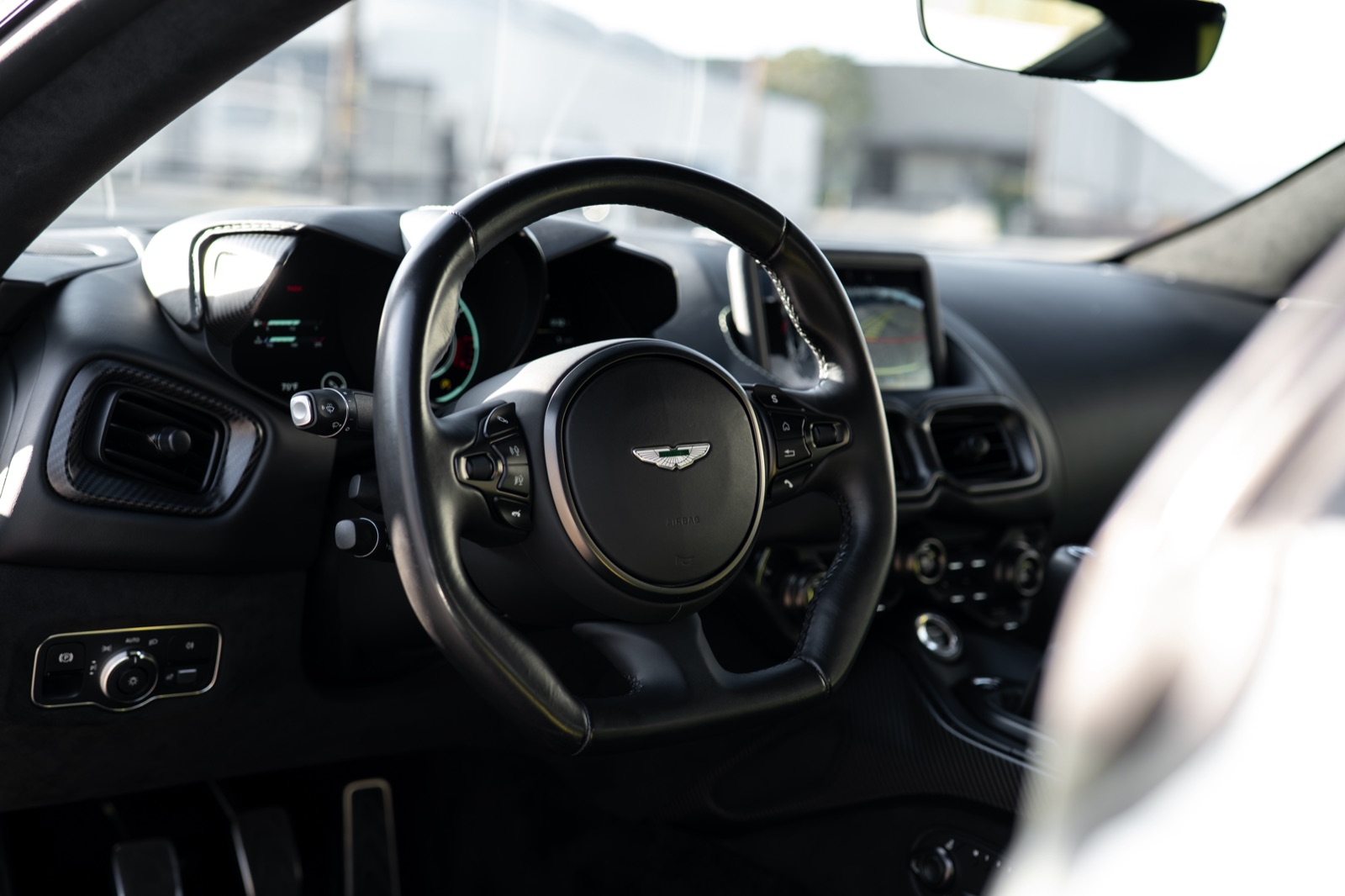 Aston Martin Vantage AMR, photograph 16 of 24