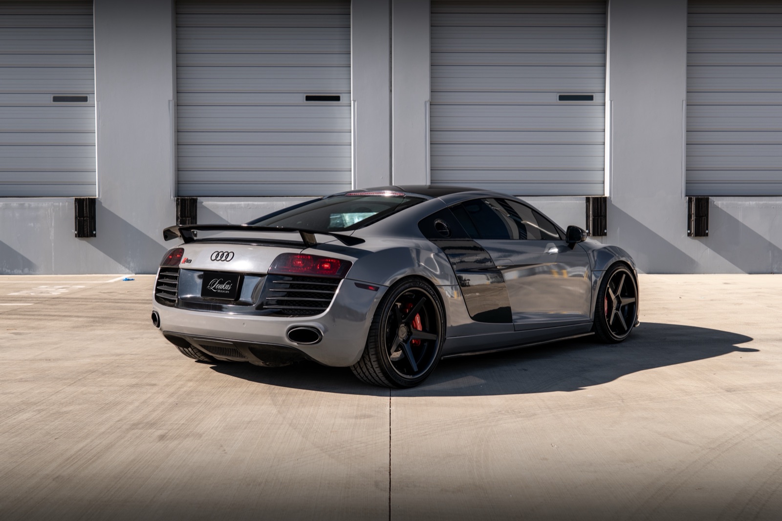 Audi R8, photograph 5 of 19