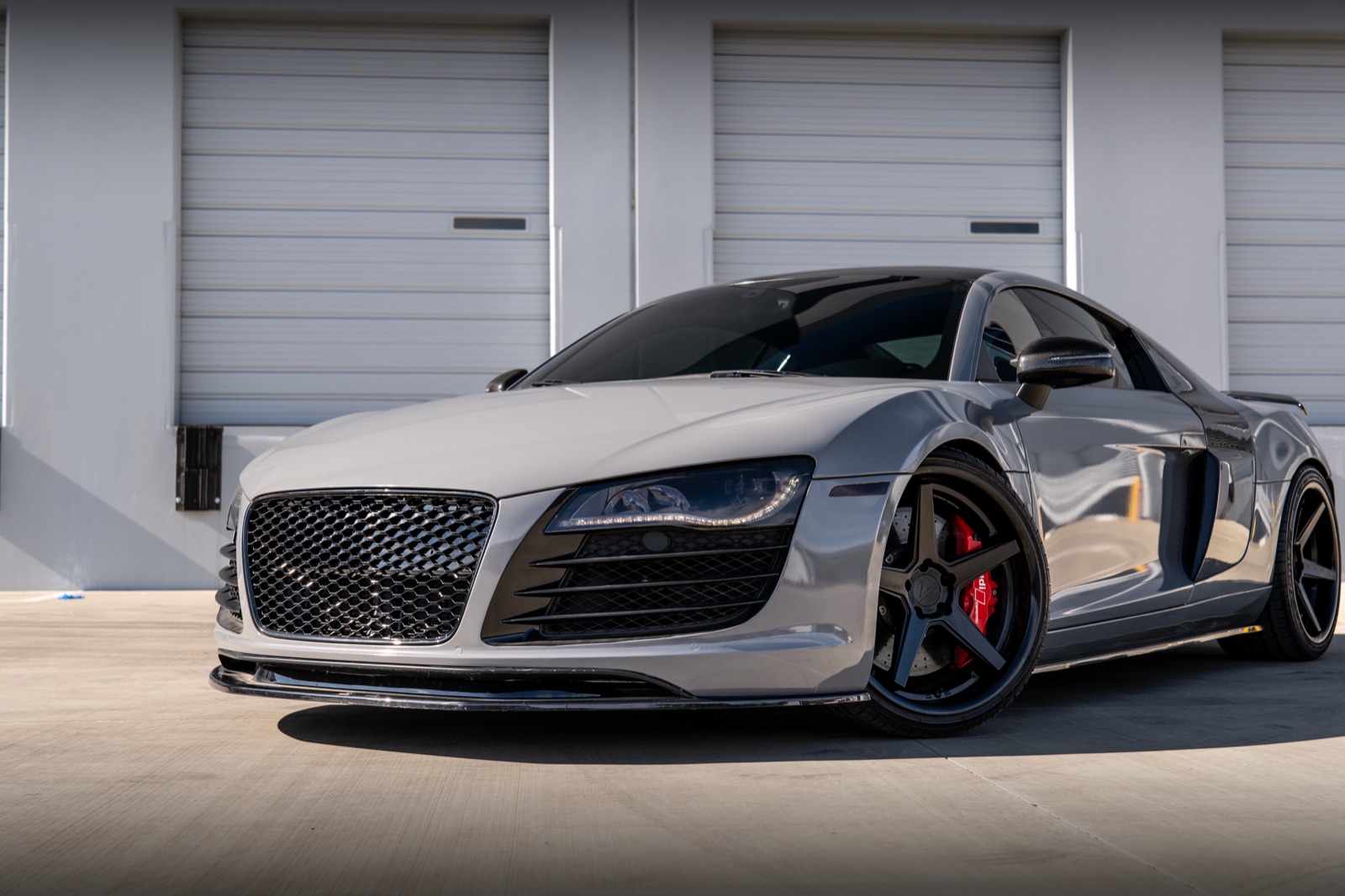 Audi R8, photograph 9 of 19