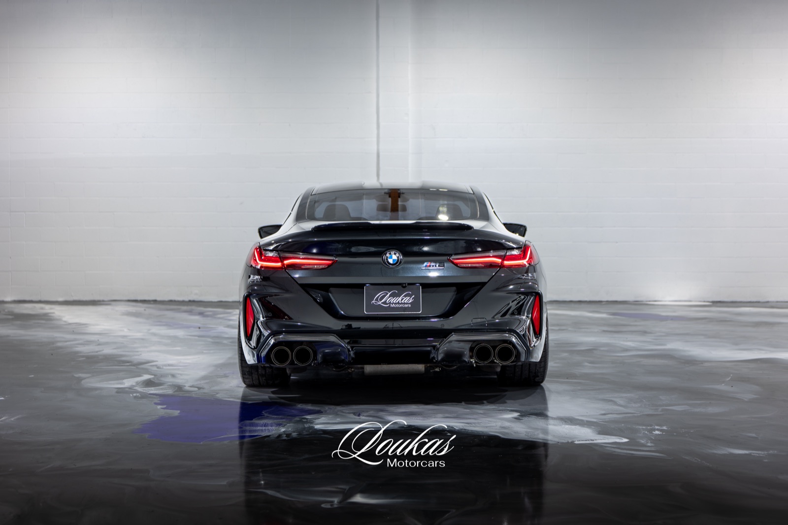 BMW M8, photograph 6 of 28