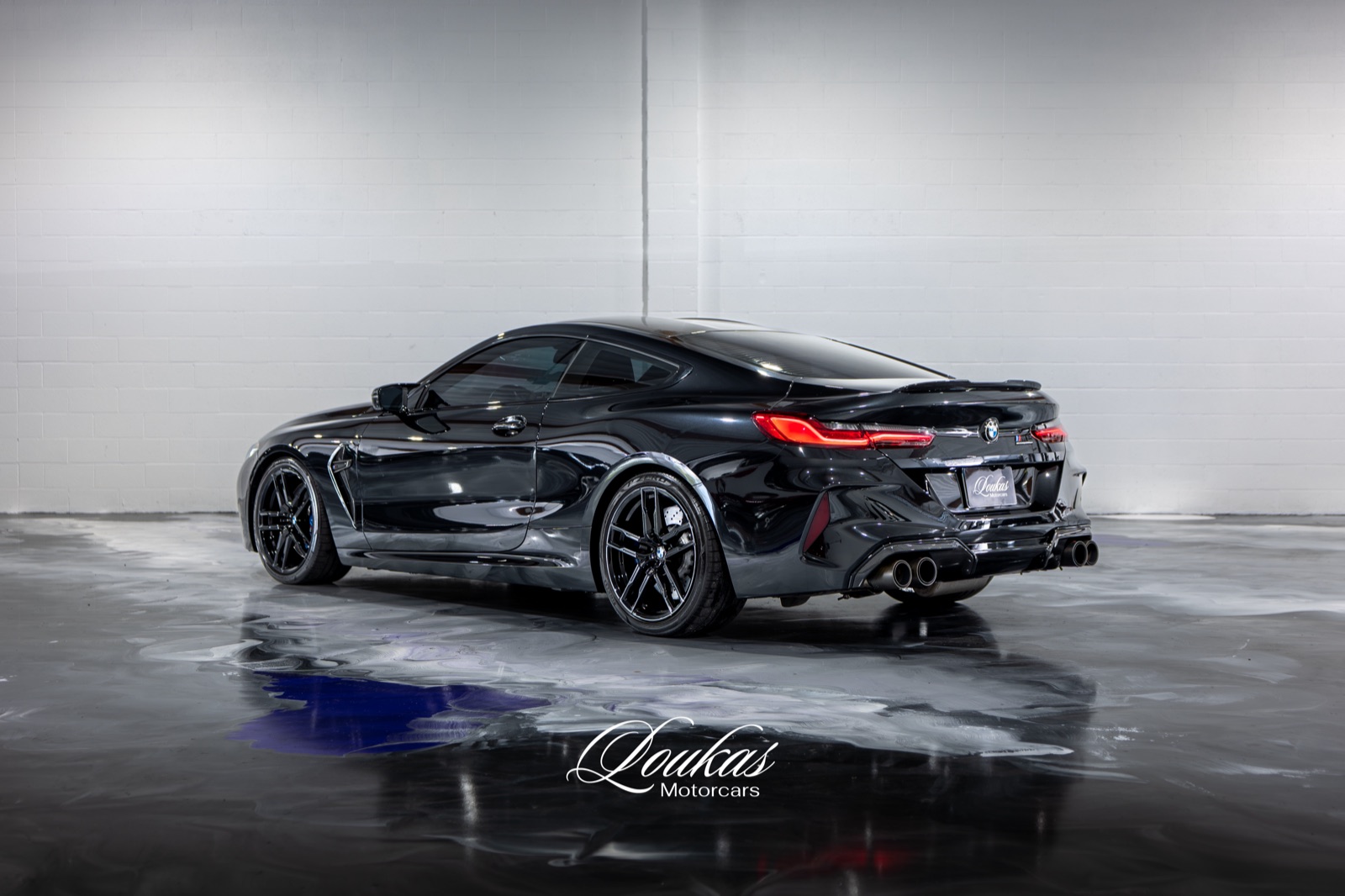BMW M8, photograph 7 of 28