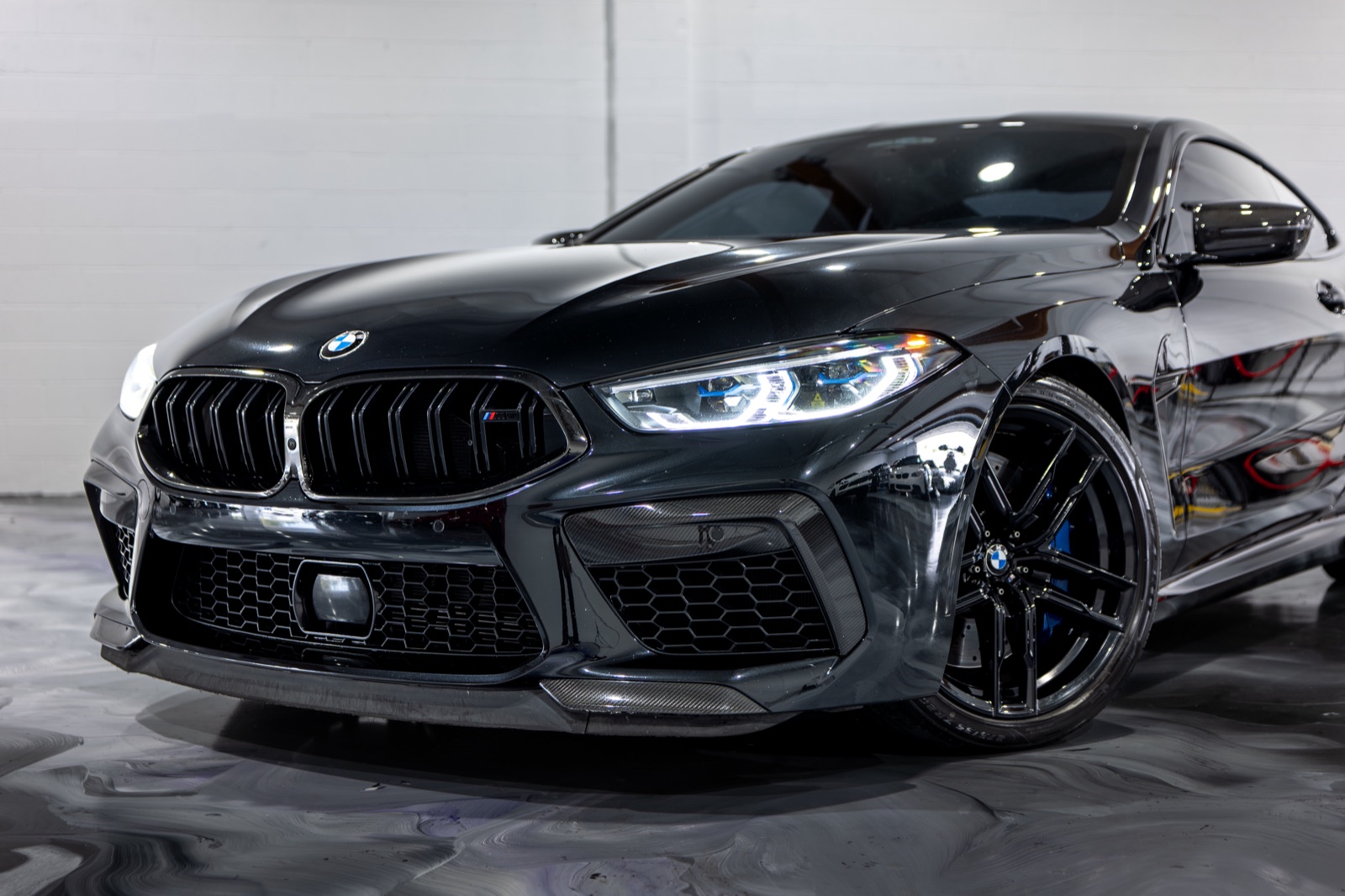 BMW M8, photograph 9 of 28