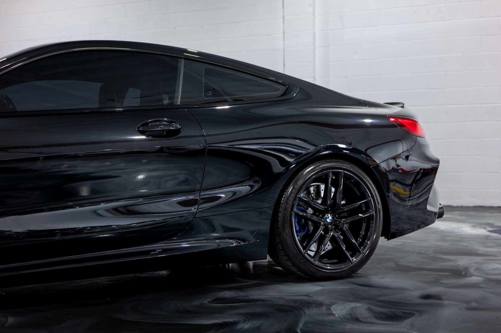 BMW M8, photograph 12 of 28