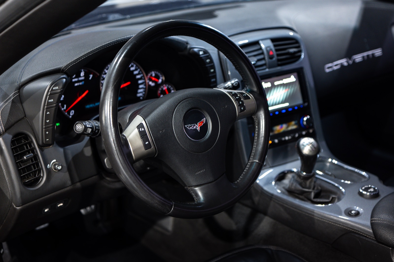 Chevrolet Corvette ZR1, photograph 18 of 24