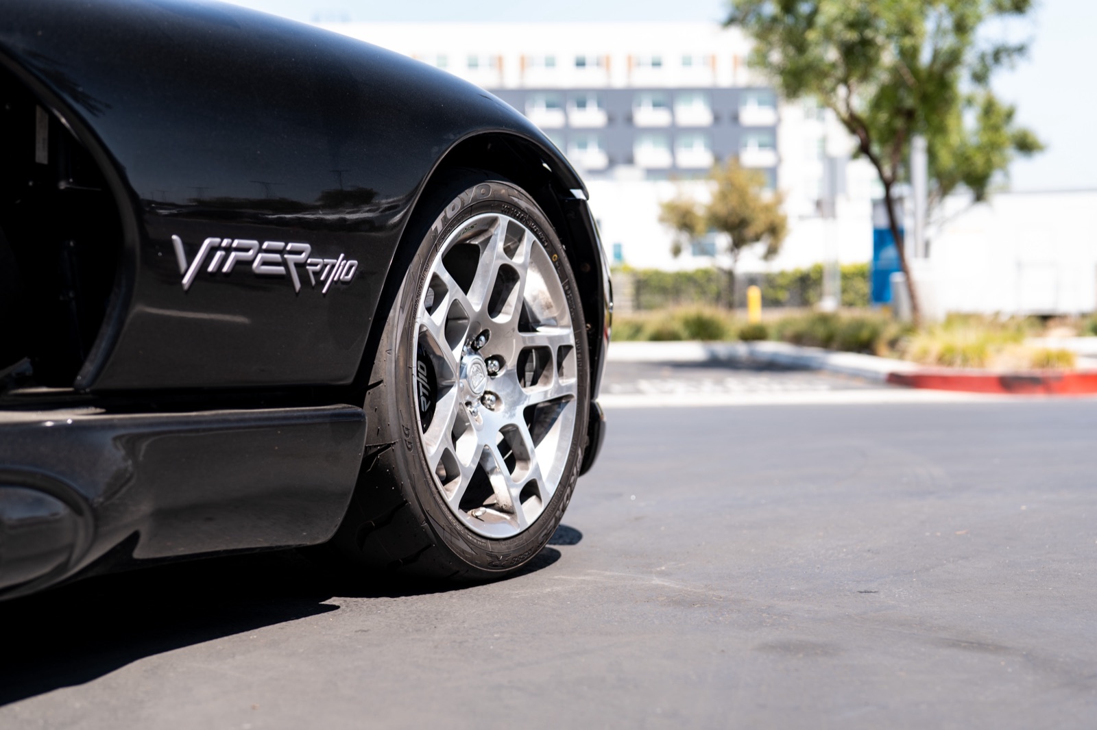 Dodge Viper RT/10, photograph 8 of 19