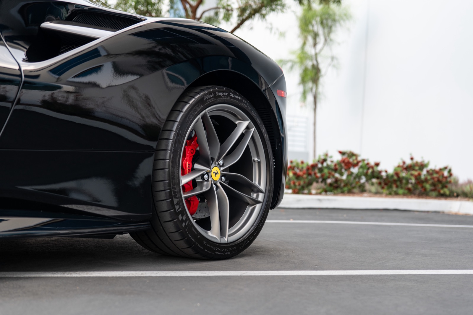Ferrari 488 GTB, photograph 13 of 24