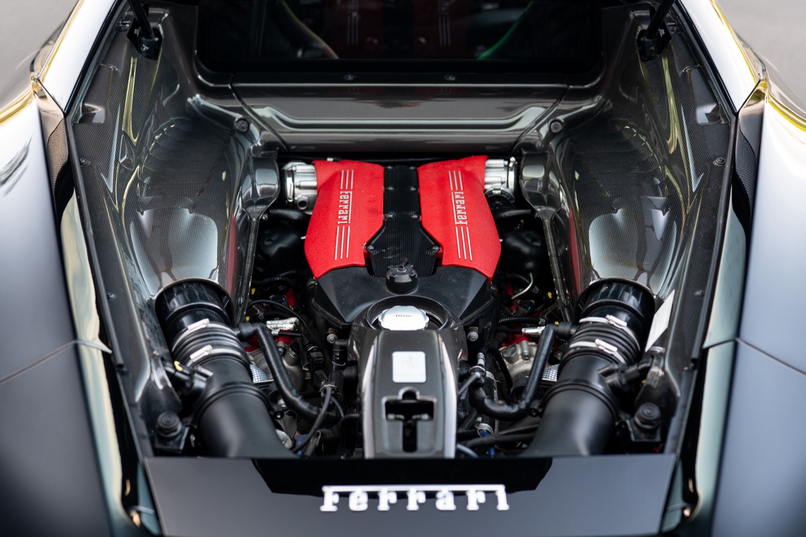 Ferrari 488 GTB, photograph 20 of 24