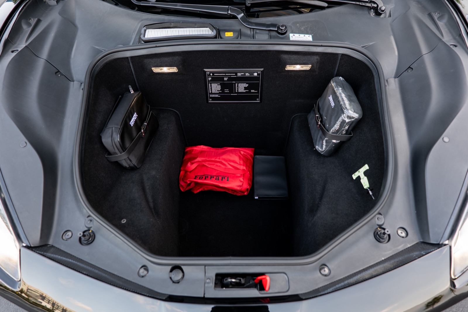 Ferrari 488 GTB, photograph 23 of 24