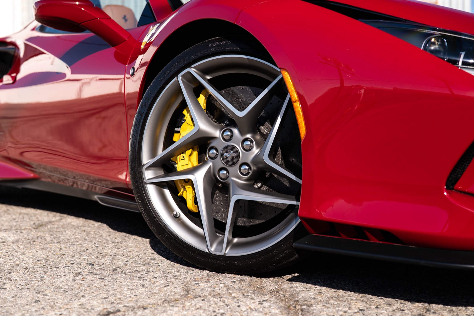 Ferrari F8 Spider, photograph 10 of 23
