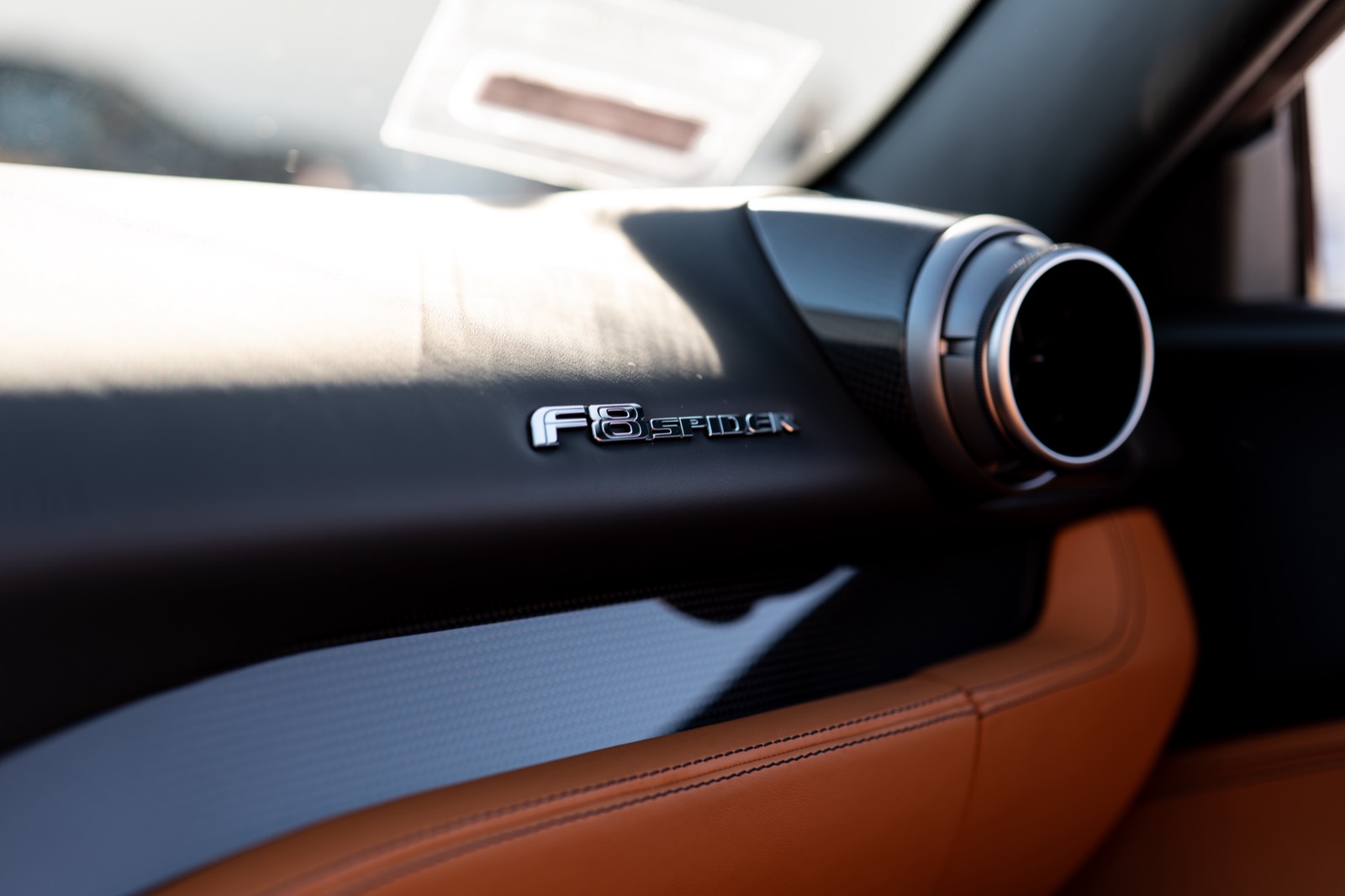 Ferrari F8 Spider, photograph 13 of 23