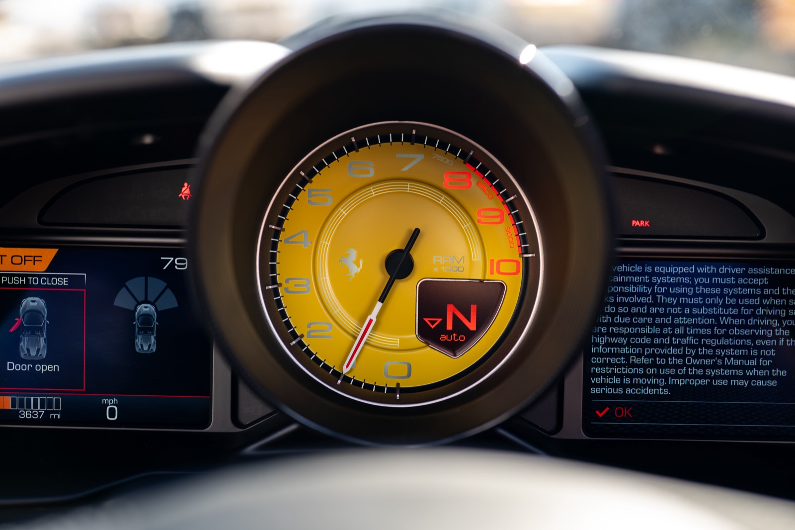Ferrari F8 Spider, photograph 14 of 23