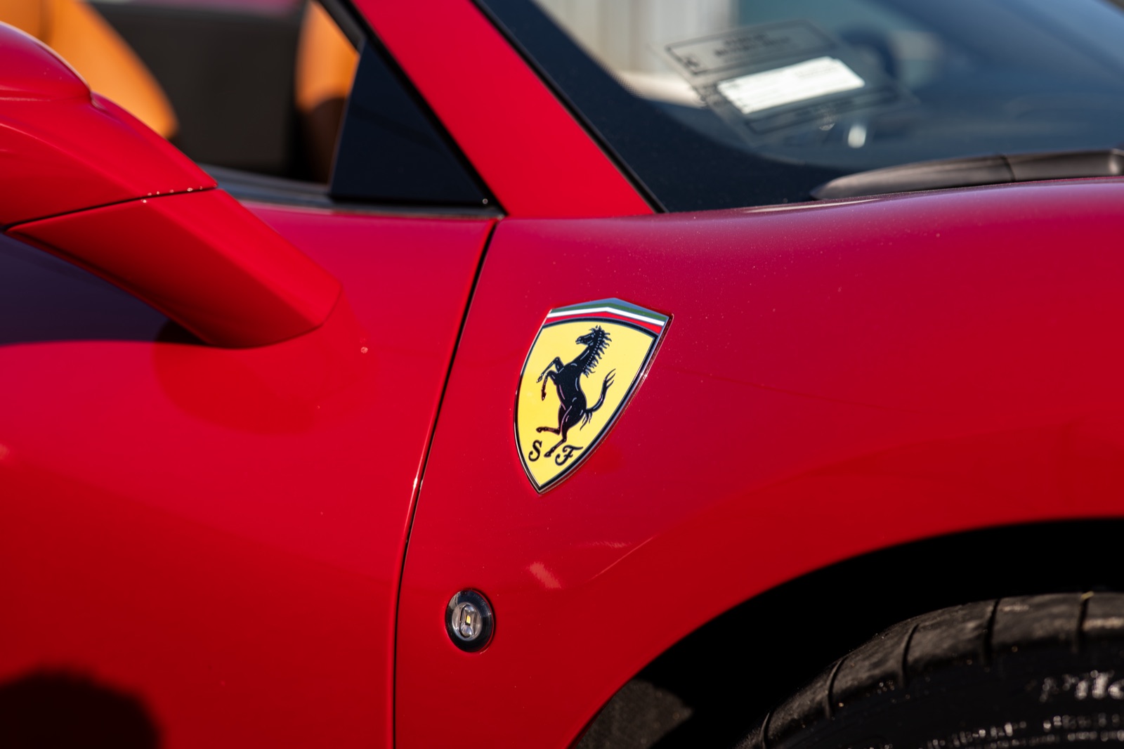 Ferrari F8 Spider, photograph 16 of 23
