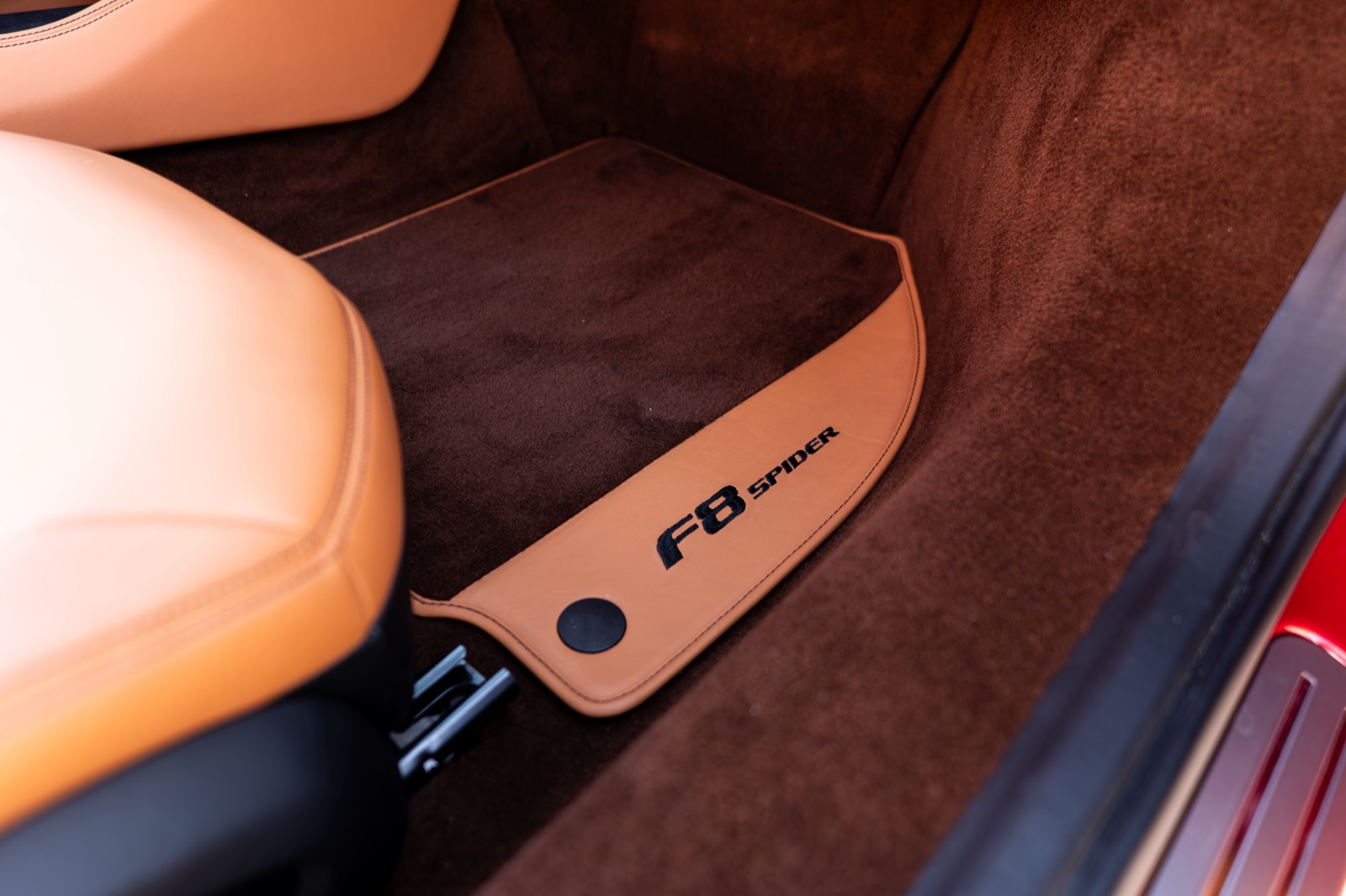 Ferrari F8 Spider, photograph 18 of 23
