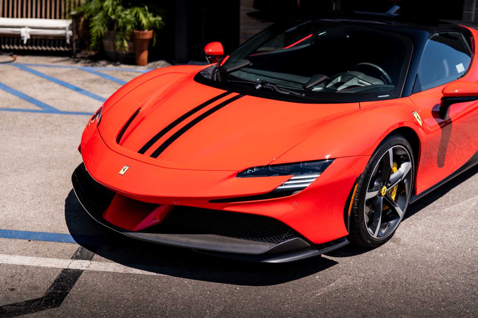 Ferrari SF90 Spider, photograph 8 of 21