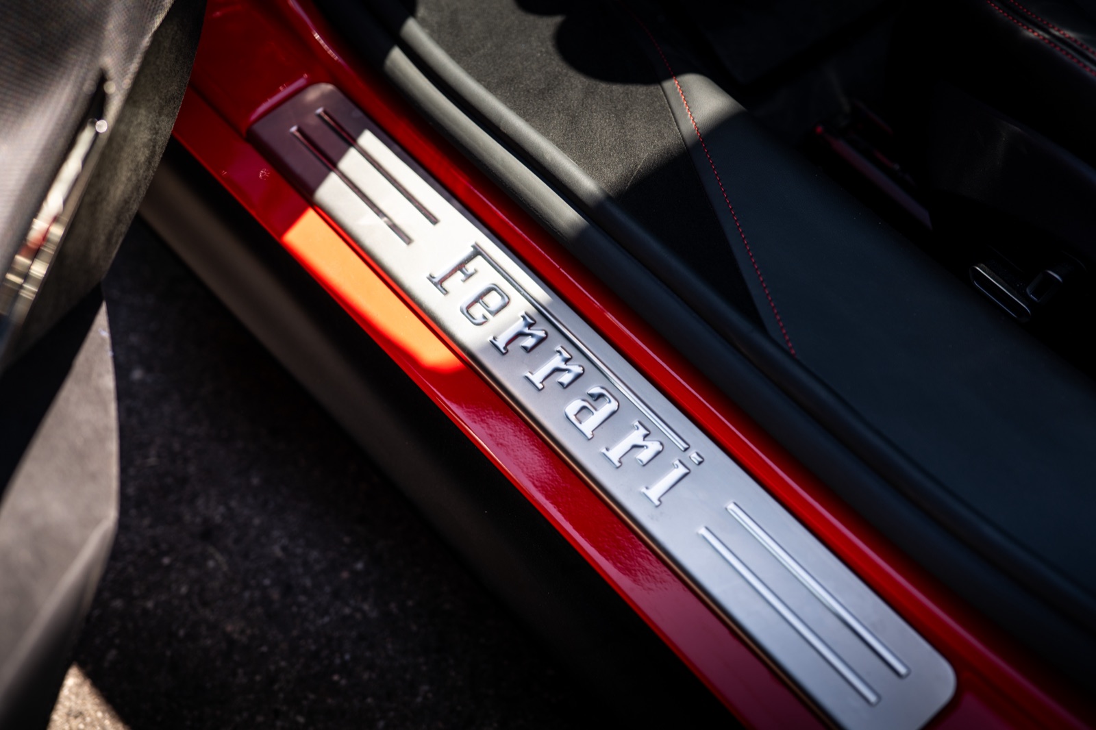 Ferrari SF90 Spider, photograph 18 of 21