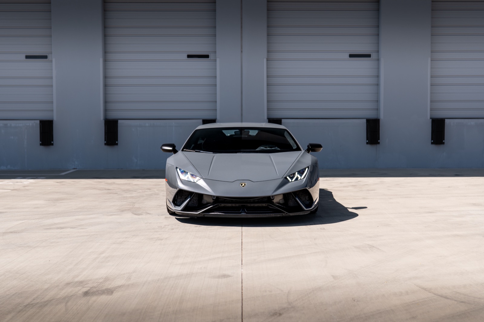 Lamborghini Huracán Performante, photograph 2 of 21