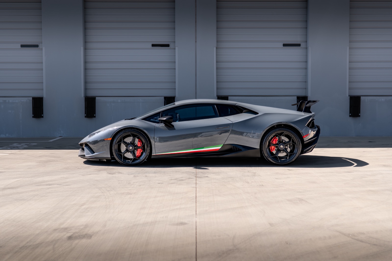 Lamborghini Huracán Performante, photograph 8 of 21
