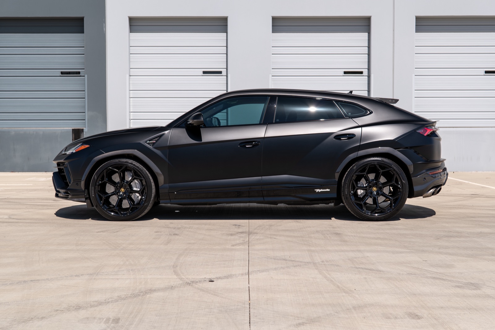 Lamborghini Urus Performante, photograph 8 of 26