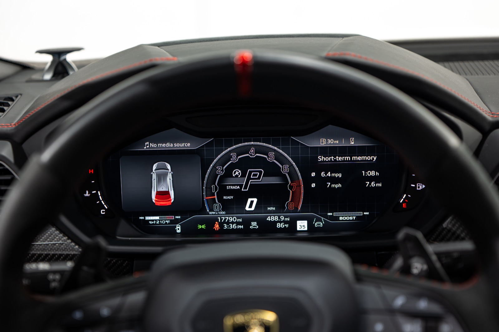 Lamborghini Urus Performante, photograph 25 of 26