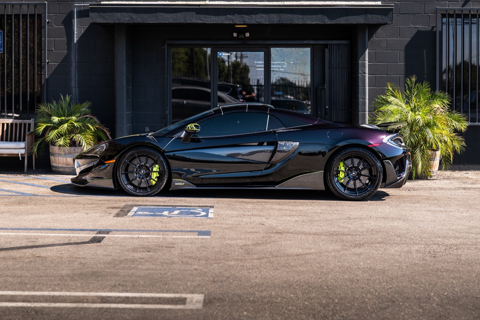 McLaren 600LT Spider, photograph 7 of 17