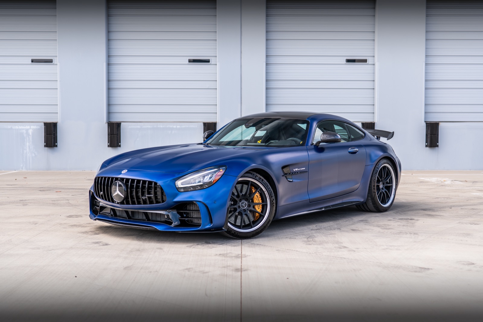 Mercedes-AMG GT R, Matte blue