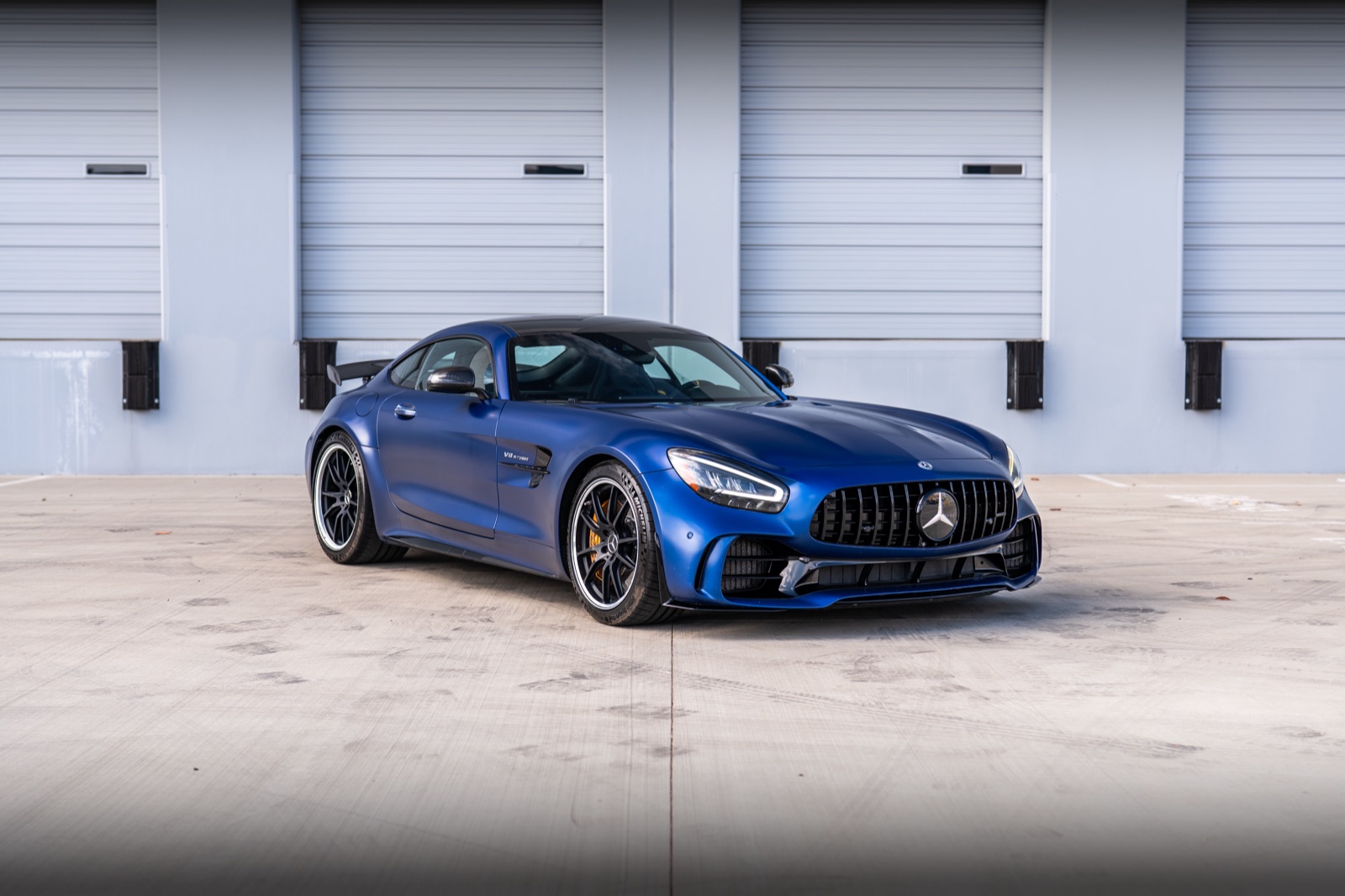 Mercedes-AMG GT R, photograph 3 of 19