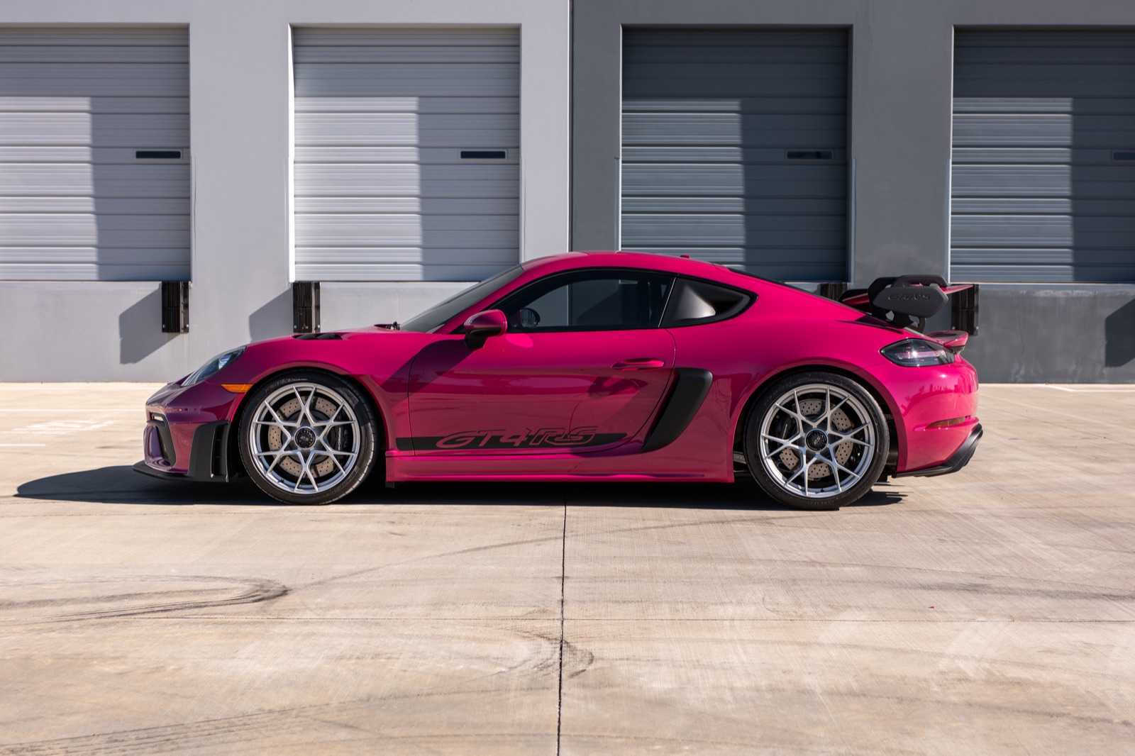 Porsche 718 Cayman GT4 RS, photograph 8 of 27